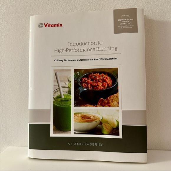 Vitamix Hardcover Recipe Book - Picture 1 of 3
